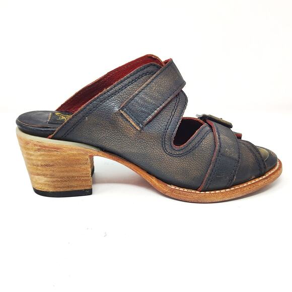 Freebird by Steven Womens 7 Caprice Distressed Block Heel Sandals Leather Black - Picture 2 of 8